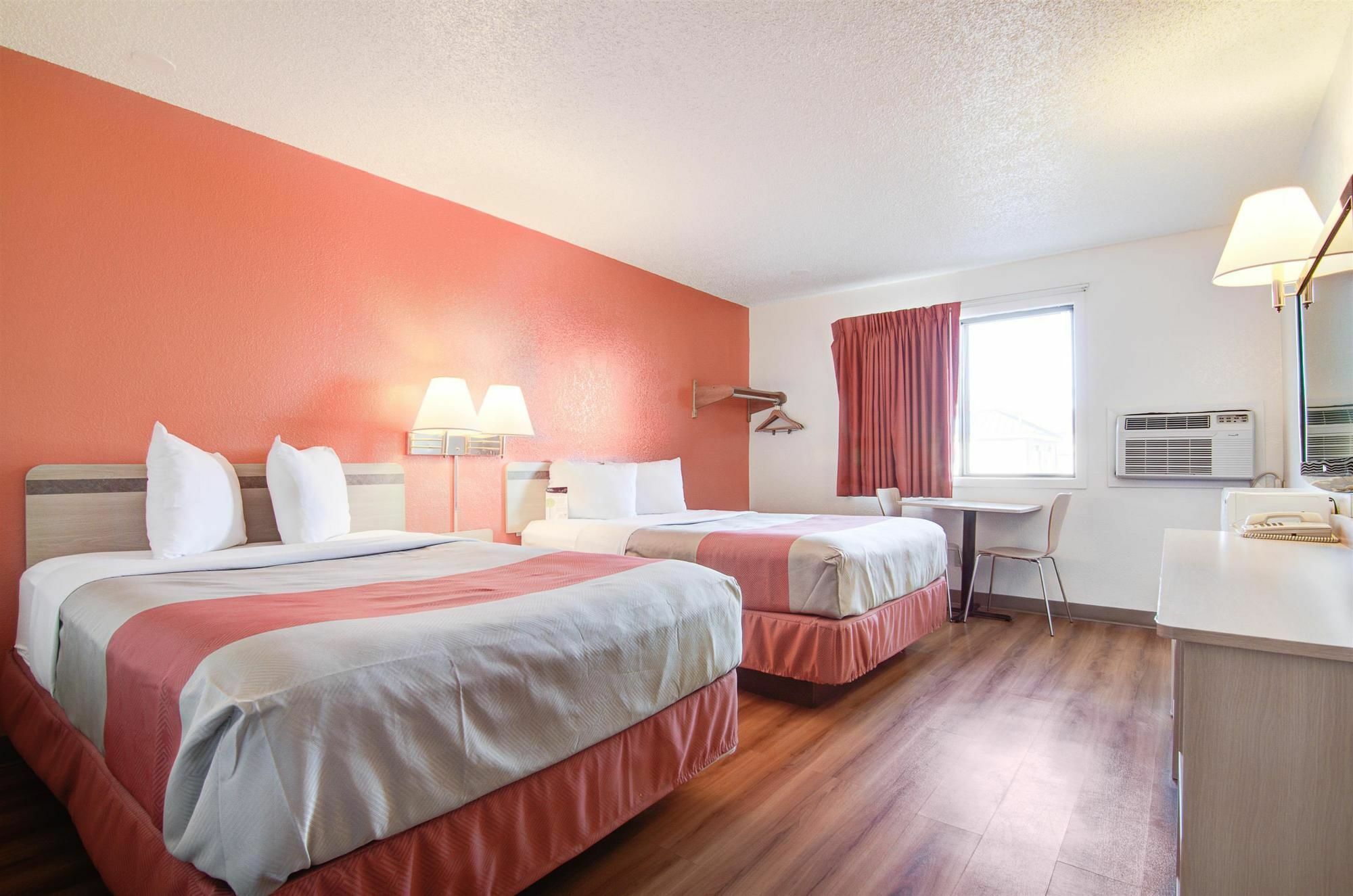 Motel 6-Colby, Ks Εξωτερικό φωτογραφία