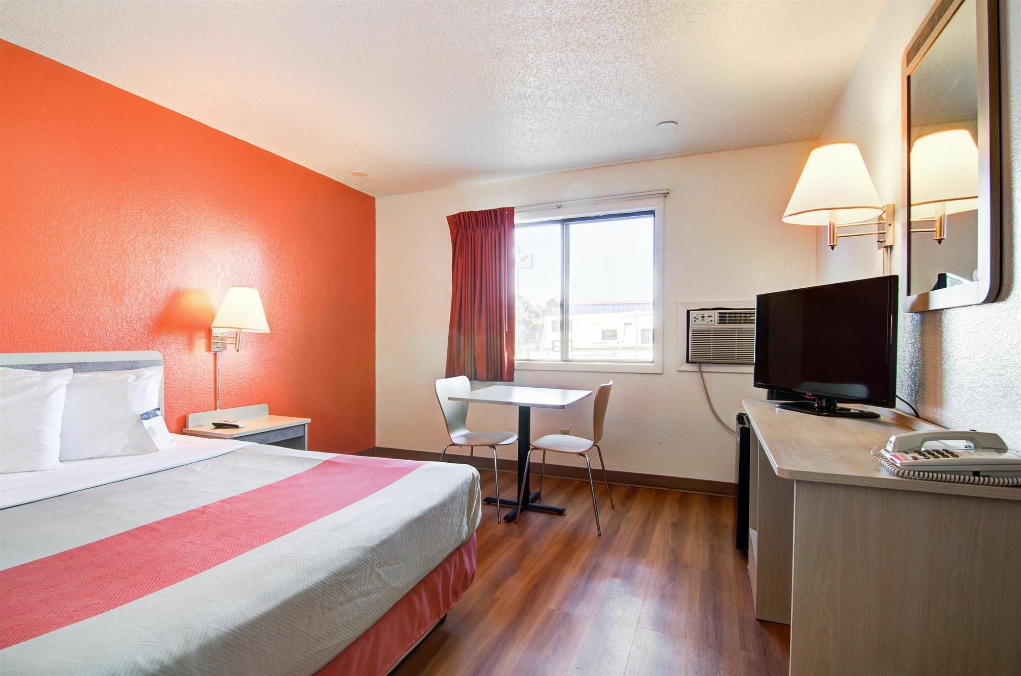 Motel 6-Colby, Ks Εξωτερικό φωτογραφία