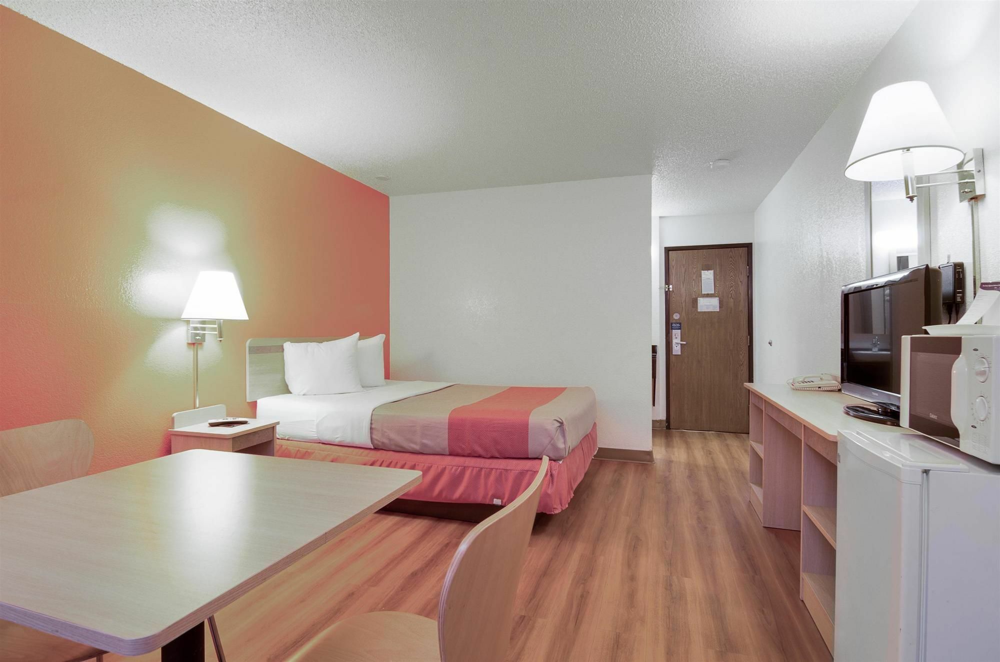 Motel 6-Colby, Ks Εξωτερικό φωτογραφία